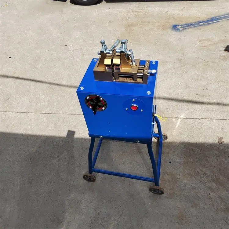 Wire connector butt welder Wire connector butt welder