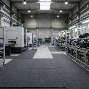 High-density polyester fiber oil-absorbing felt