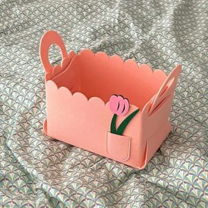 Multifunctional foldable felt storage basket